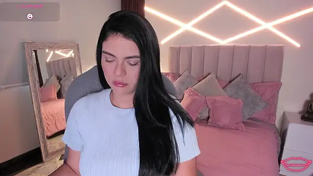 Veronicalanx1 online show from March 17, 11:57 am