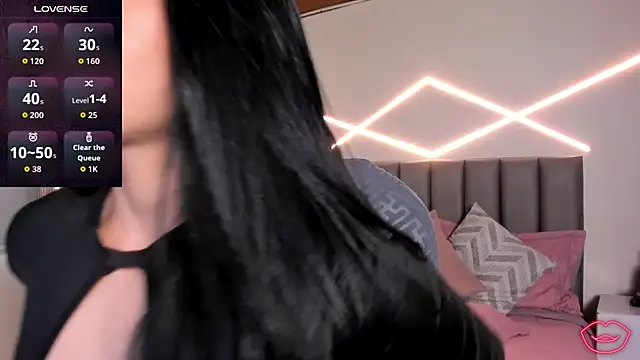Veronicalanx1 online show from May 27, 11:39 am