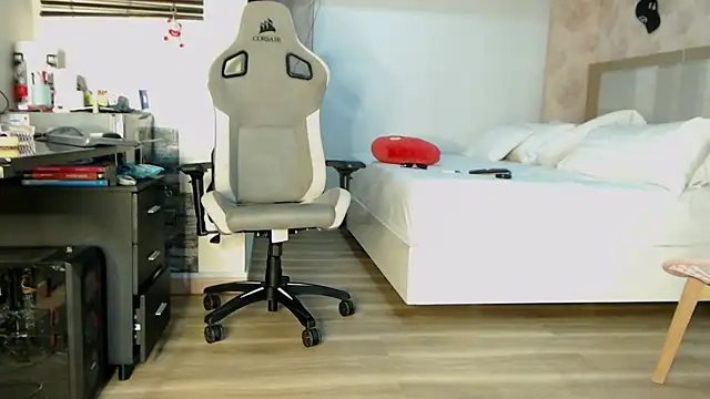 Snapshot of stefializon chatting on September 30, 1:55 am stefializon online show from September 30, 1:55 am