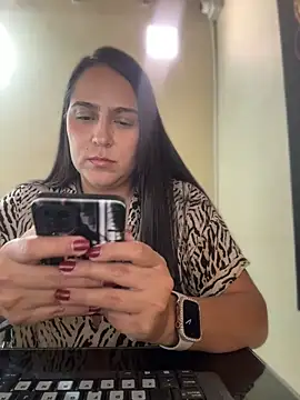 kendall 52 online show from May 4, 6:11 pm