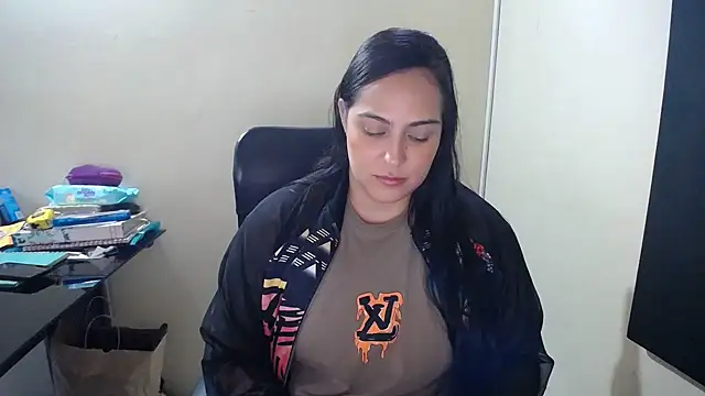 kendall 52 online show from February 12, 1:27 pm