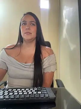 kendall 52 online show from April 15, 2:54 pm