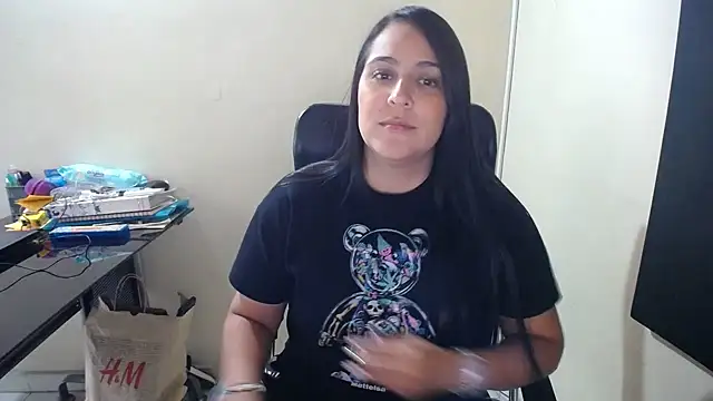 kendall 52 online show from February 18, 6:15 pm