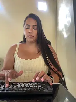 kendall 52 online show from April 9, 2:34 pm