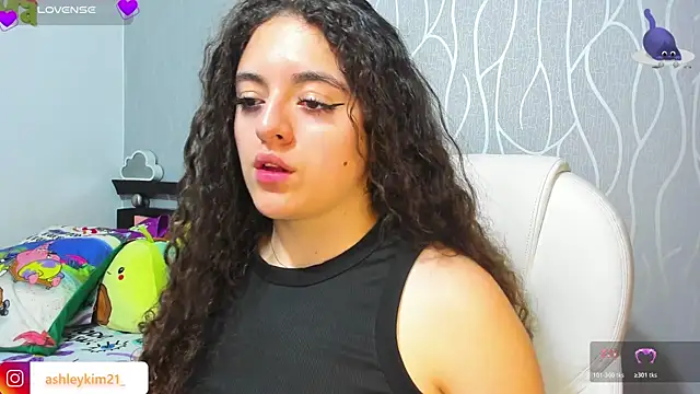 AshleyKim  online show from November 22, 12:32 am