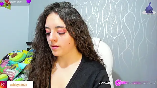AshleyKim  online show from February 8, 10:29 pm