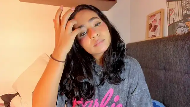 valeryvegas 2 online show from November 10, 1:32 am