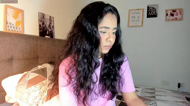 Snapshot of valeryvegas_2 chatting on October 8, 2:57 am valeryvegas 2 online show from October 8, 2:57 am