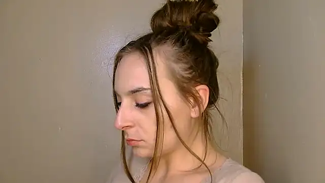 Snapshot of superrnovaaa777 chatting on January 18, 4:48 am superrnovaaa777 online show from January 18, 4:48 am