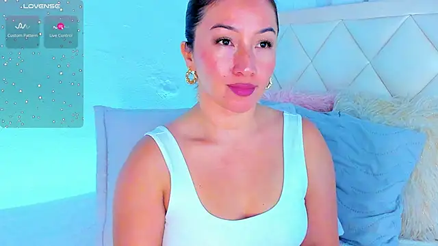 Snapshot of KendalEvanz chatting on February 23, 10:42 pm KendalEvanz online show from February 23, 10:42 pm