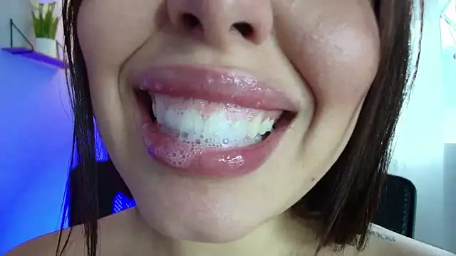 lisbet21x online show from February 22, 5:24 pm