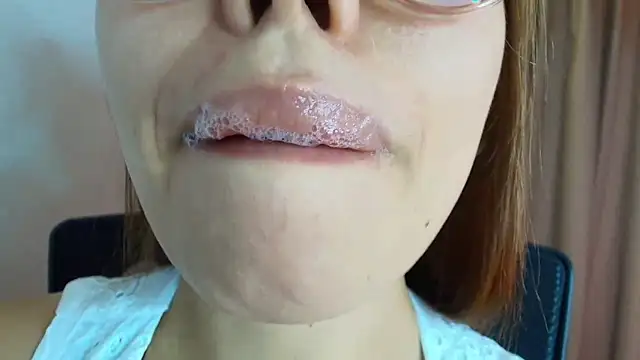 lisbet21x online show from March 29, 1:40 am