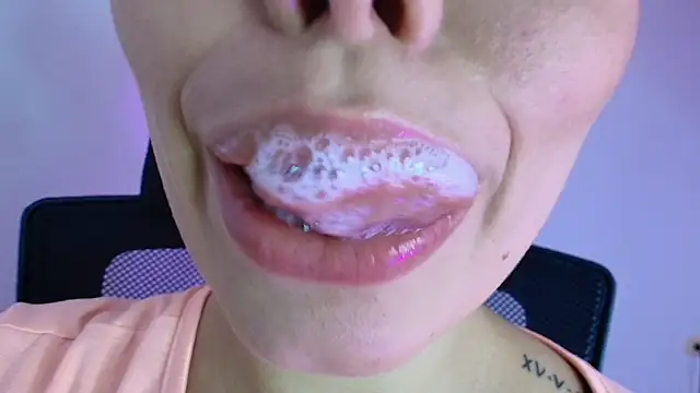 lisbet21x online show from November 21, 9:58 pm