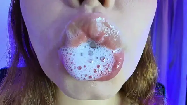 lisbet21x online show from June 9, 10:22 pm