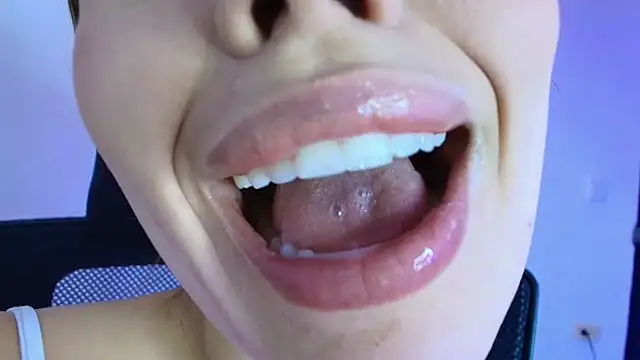 lisbet21x online show from February 6, 6:09 am