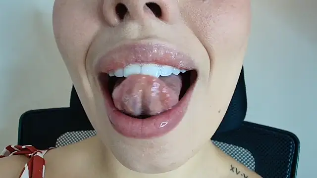 lisbet21x online show from November 15, 2:54 pm