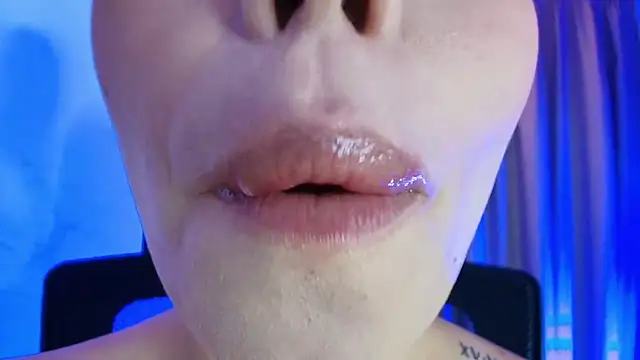 lisbet21x online show from June 3, 9:52 pm
