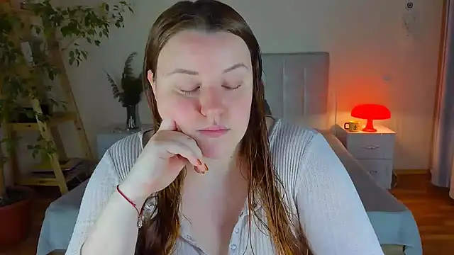 PolinaSalvatore online show from November 11, 2:45 pm