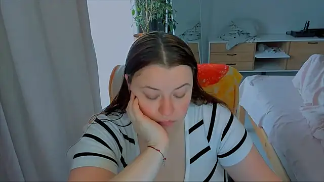 PolinaSalvatore online show from October 19, 9:12 am