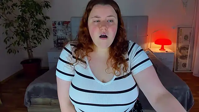 PolinaSalvatore online show from June 29, 10:42 pm