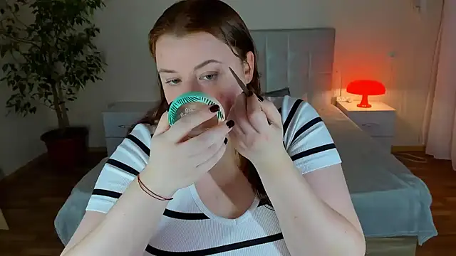 PolinaSalvatore online show from December 17, 6:13 pm