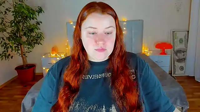 PolinaSalvatore online show from February 9, 5:00 pm