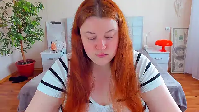 PolinaSalvatore online show from March 9, 11:58 am