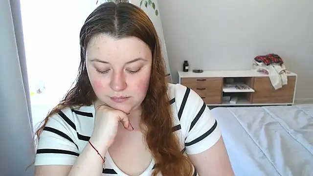 PolinaSalvatore online show from April 13, 12:09 pm