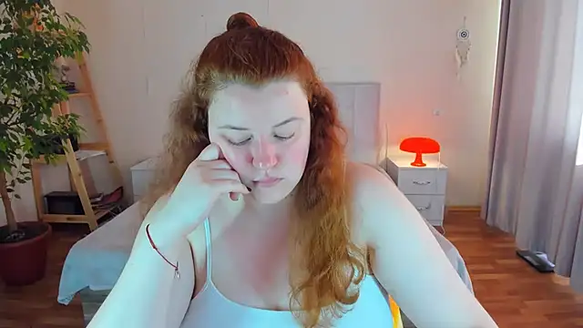 PolinaSalvatore online show from September 23, 8:10 am