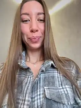 EvaCatt online show from February 12, 2:44 am