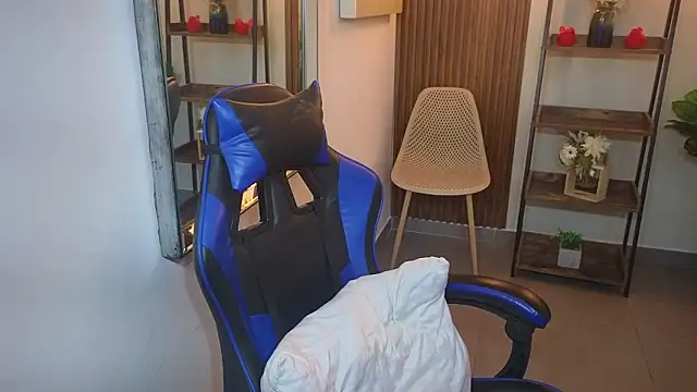 Kenya--Buhle online show from March 25, 11:20 am