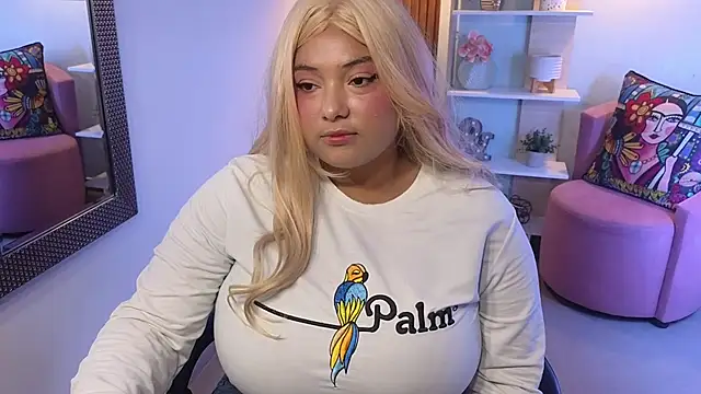 Kenya--Buhle online show from January 5, 6:11 pm