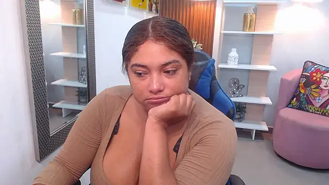 Snapshot of Kenya--Buhle chatting on September 26, 11:17 am Kenya--Buhle online show from September 26, 11:17 am