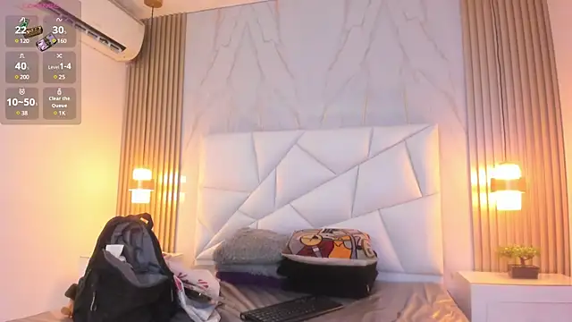 Snapshot of cinthya11 chatting on February 1, 7:02 pm cinthya11 online show from February 1, 7:02 pm