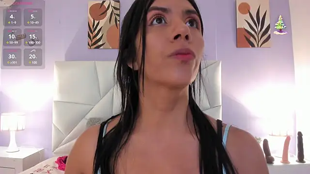 Snapshot of cinthya11 chatting on January 3, 7:18 pm cinthya11 online show from January 3, 7:18 pm