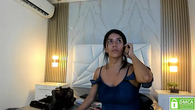 Snapshot of cinthya11 chatting on January 22, 7:24 pm cinthya11 online show from January 22, 7:24 pm