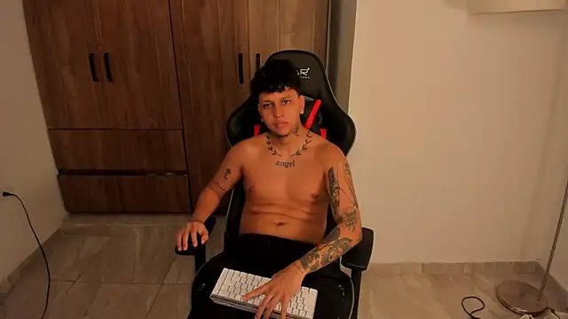 Jake simons online show from November 13, 11:03 am