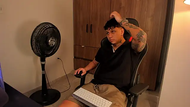 Jake simons online show from February 15, 5:41 am