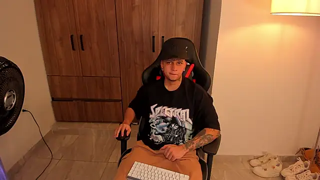 Jake simons online show from January 14, 10:08 am