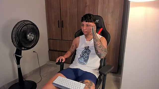 Jake simons online show from March 16, 1:57 am