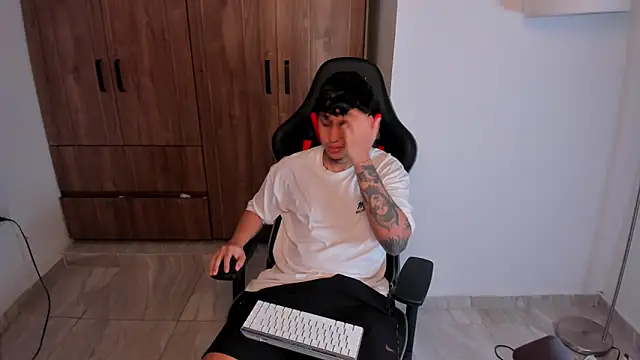 Jake simons online show from November 17, 2:04 am