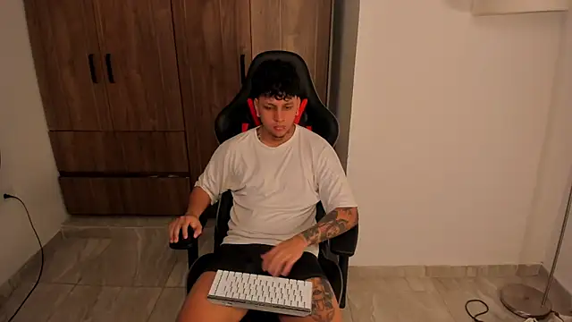 Jake simons online show from November 12, 12:15 am