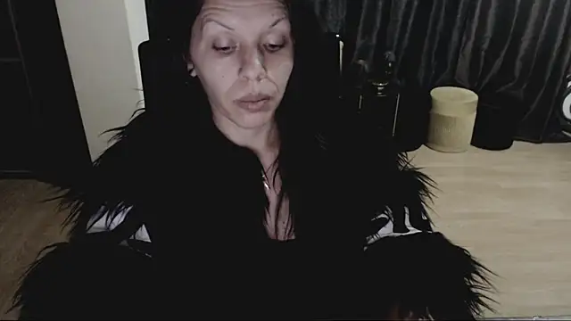 GoldenSasha online show from October 7, 8:48 am