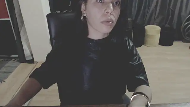 GoldenSasha online show from November 14, 9:29 pm