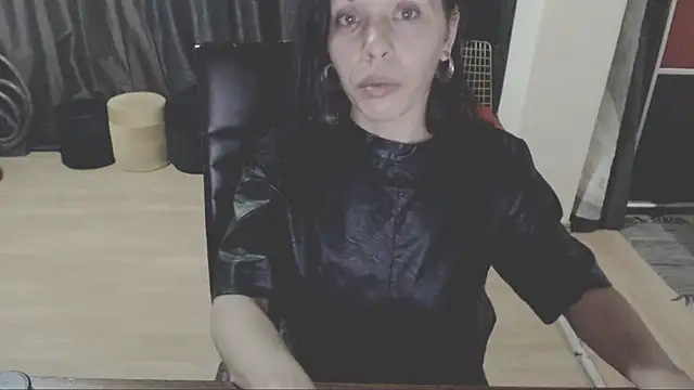 GoldenSasha online show from November 23, 1:48 am