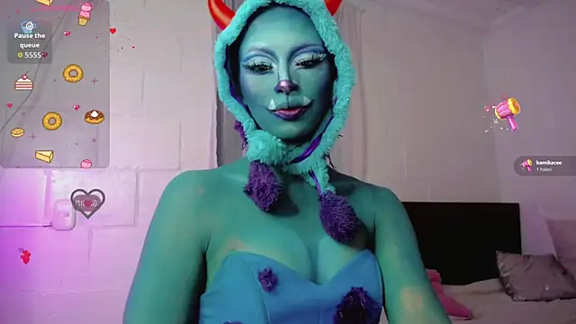 Summer XO online show from November 1, 4:30 am