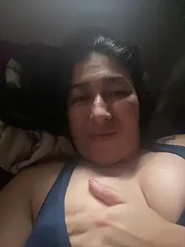 Snapshot of andreaisis2 chatting on January 2, 9:39 pm andreaisis2 online show from January 2, 9:39 pm