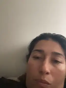 Snapshot of andreaisis2 chatting on March 19, 7:58 pm andreaisis2 online show from March 19, 7:58 pm