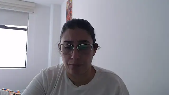 Snapshot of andreaisis2 chatting on January 13, 5:17 pm andreaisis2 online show from January 13, 5:17 pm