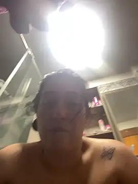 Snapshot of andreaisis2 chatting on February 20, 4:20 am andreaisis2 online show from February 20, 4:20 am